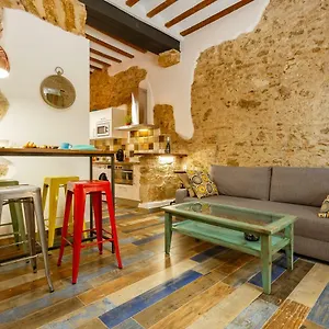 Noah House Center - Historic Center , Cádiz España